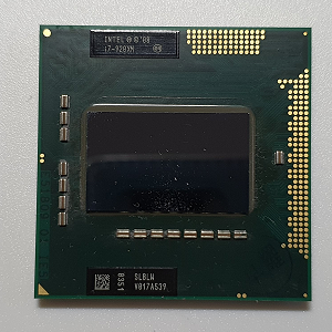 Microprocesseur Intel i7-920XM SLBLW