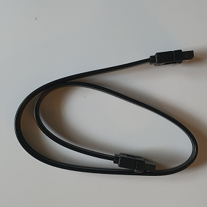 Câble sata Noir 40 cm droit avec agrafe (neuf)
