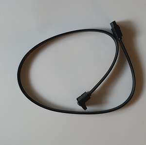 Câble sata Noir 50 cm courbé avec agrafe (neuf)