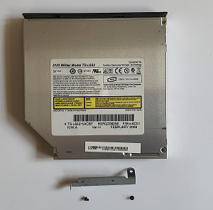 Lecteur DVD 4 Modèle TSL632