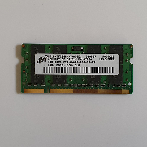 Mémoire Sodimm DDR2 Crucial (micron) PC2-6400S 666-12-ZZ 2 Go
