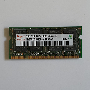 Mémoire Sodimm DDR2 Hynix PC2-6400S 666-12 2 Go