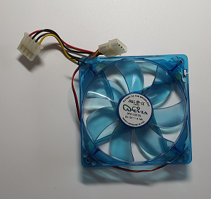 Ventilateur 120x25mm à 7 pales DFS 122512L Apevia éclairage bleu